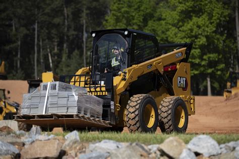 285 skid steer|Caterpillar Skid Steers Summarized — 2022 Spec Guide.